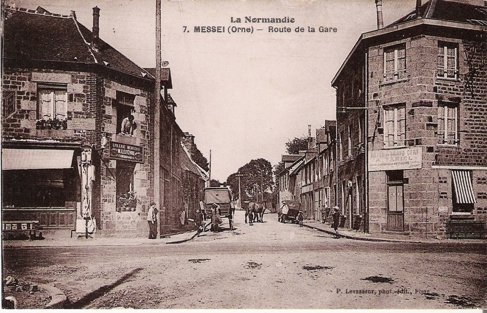 Carrefour Rue de la Gare - Aujourd'hui rue Jean Dumas